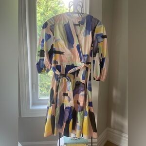 Donna Karan summer dress perfect for a daytime or evening  occasion and to wear